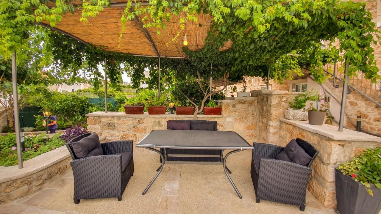 בול Apartments Obala מראה חיצוני תמונה