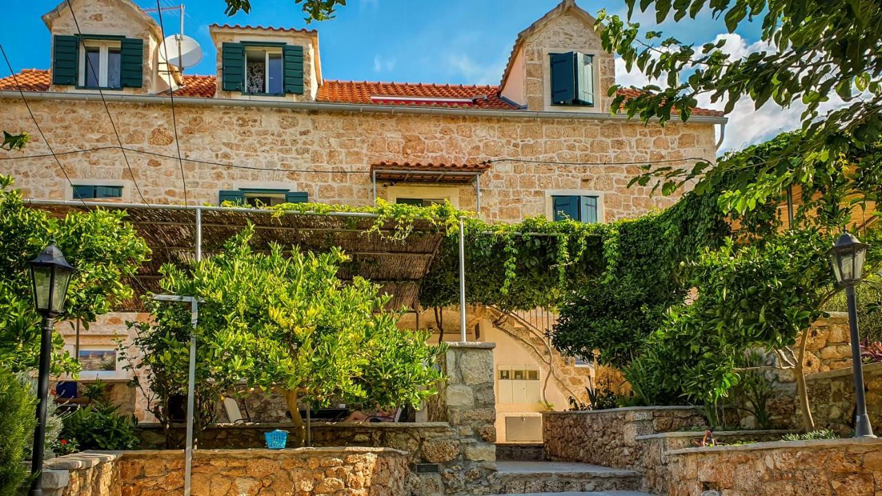 בול Apartments Obala מראה חיצוני תמונה