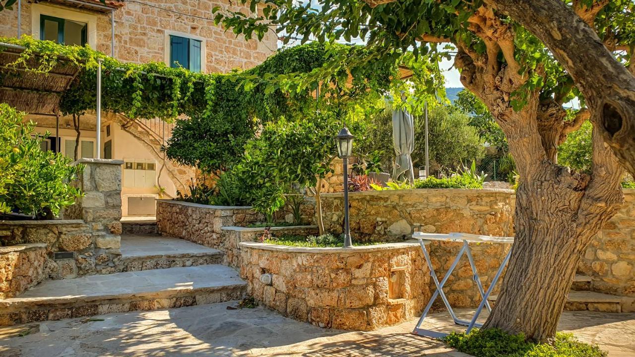 בול Apartments Obala מראה חיצוני תמונה
