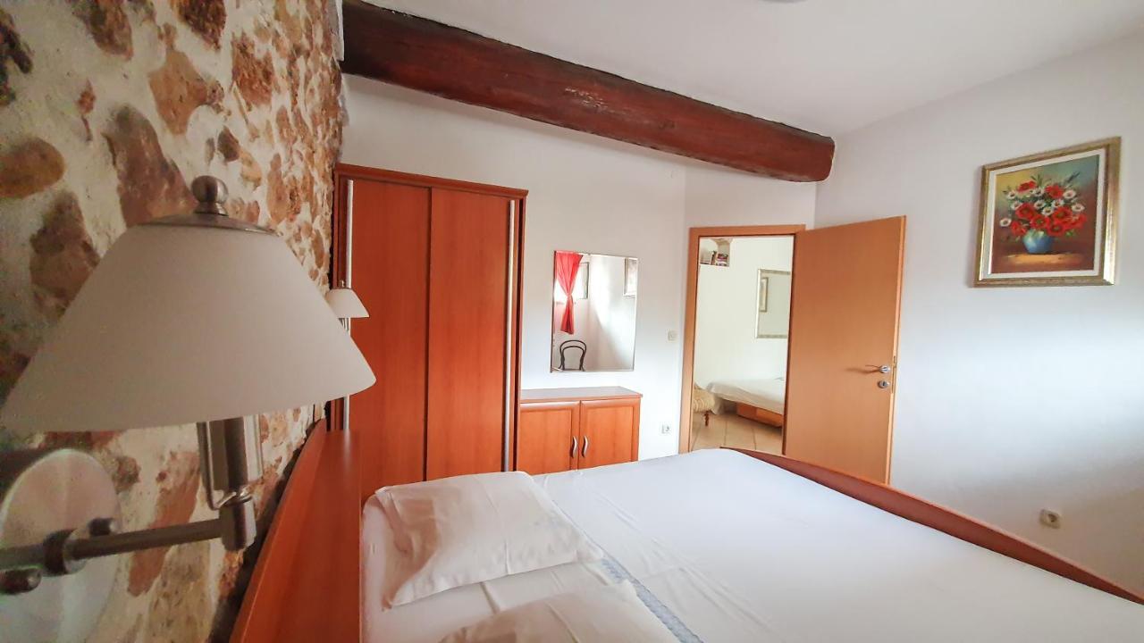 בול Apartments Obala מראה חיצוני תמונה