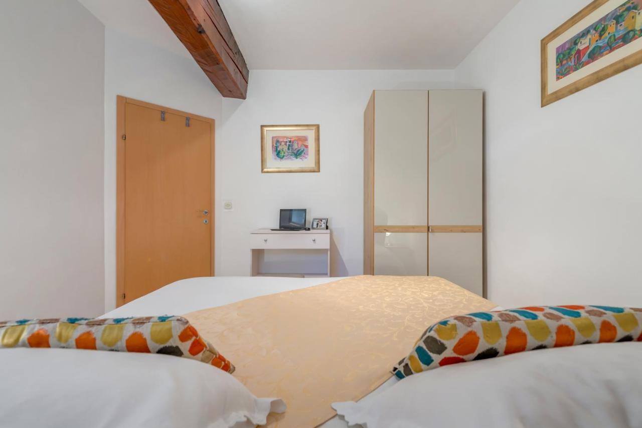 בול Apartments Obala מראה חיצוני תמונה