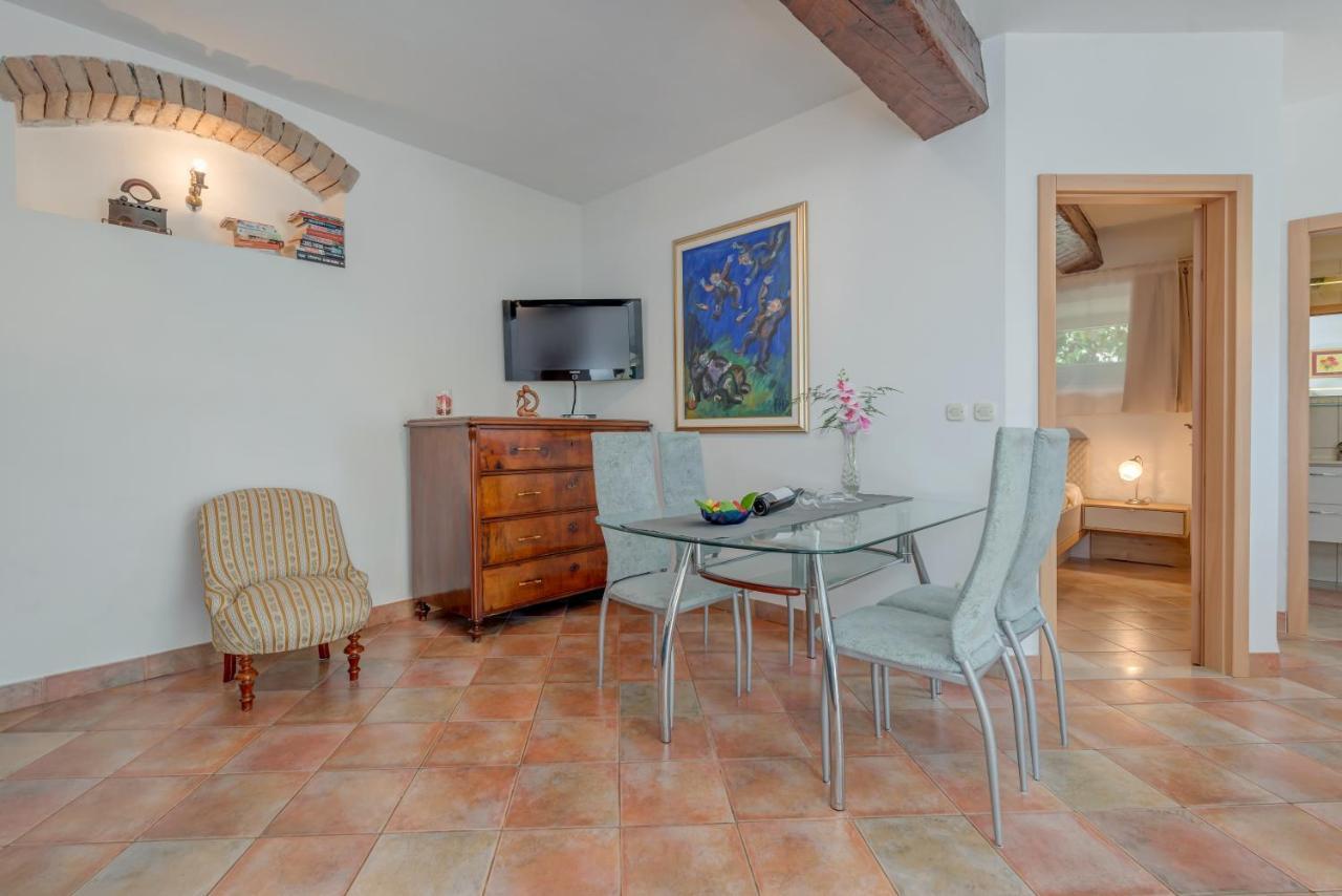 בול Apartments Obala מראה חיצוני תמונה