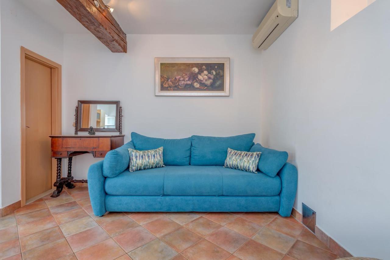 בול Apartments Obala מראה חיצוני תמונה