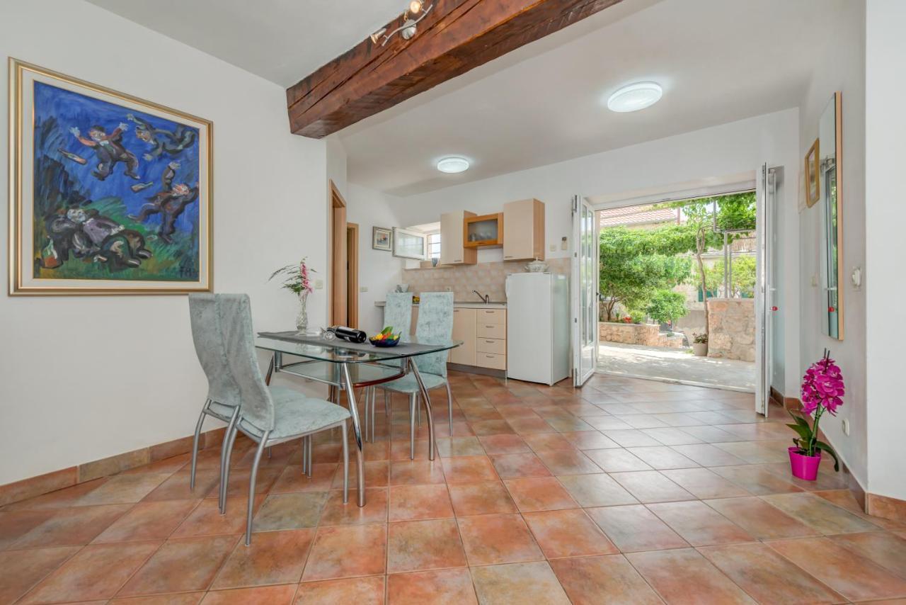 בול Apartments Obala מראה חיצוני תמונה