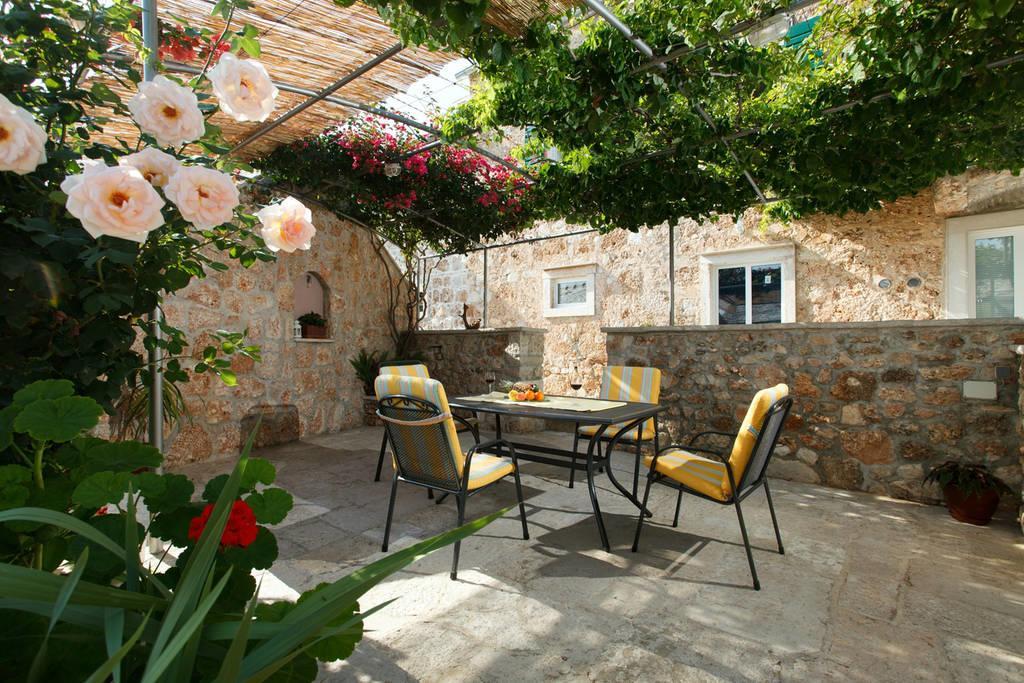 בול Apartments Obala מראה חיצוני תמונה
