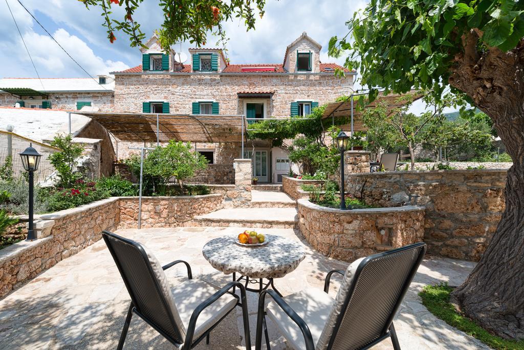 בול Apartments Obala מראה חיצוני תמונה