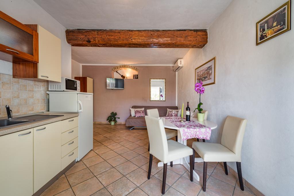 בול Apartments Obala מראה חיצוני תמונה